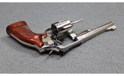 Smith & Wesson ~ 19-5 ~ .357 Magnum - Image 3 of 3