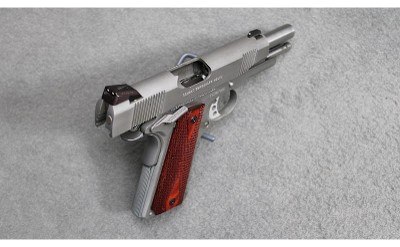 Colt ~ Combat Commander ~ .45 Auto - Image 2 of 3