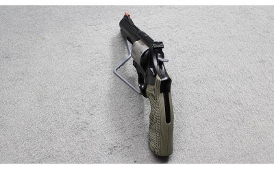 Smith & Wesson ~ 329PD ~ .44 Magnum - Image 4 of 6