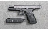 Glock ~ 21 Gen 4 ~ .45 ACP - Image 2 of 3