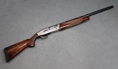 Browning ~ Maxus ~ 12-gauge - Image 1 of 9