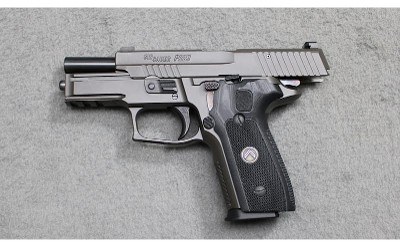 Sig Sauer ~ P229 Legion ~ 9mm Luger - Image 4 of 9