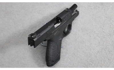 Smith & Wesson ~ M&P9 Shield ~ 9mm Luger - Image 2 of 3