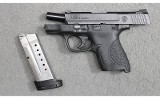 Smith & Wesson ~ M&P9 Shield ~ 9mm Luger - Image 3 of 3
