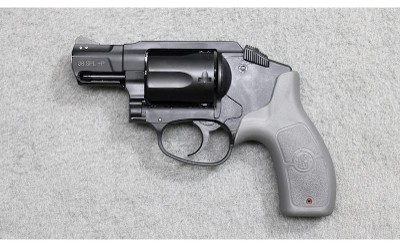 Smith & Wesson ~ BG38-1 ~ .38 Special. - Image 3 of 3