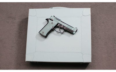 Beretta ~ 80X ~ .380 ACP - Image 4 of 4