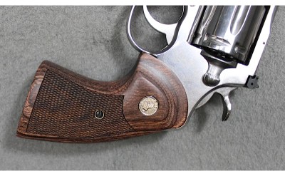 Colt ~ Python ~ .44 Magnum - Image 4 of 5
