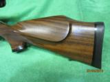 Weatherby Mark V EuroMark rifle 257 Weatherby Like New with Zeiss Scope - 5 of 12
