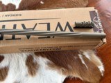 Weatherby Mark V Accumark Limited NIB with Leica scope NIB 300 Weatherby magnum - 4 of 11