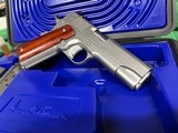 Dan Wesson Valor Stainless 9mm Pistol with extras ANIB - Image 8 of 11