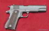 Offered is a beautiful Remington Rand 1911 WW II .45 ACP - 1 of 6