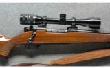 Weatherby Mark V Deluxe .300 Weatherby Magnum - 2 of 9