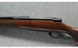 Weatherby Vanguard Deluxe .300 Weatherby - 4 of 9