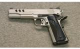 Smith & Wesson Performance Center PC1911 .45 Auto - 2 of 3