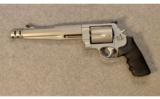 Smith & Wesson Performance Center Model 500 7.5Â” - 2 of 3