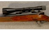 Weatherby Mark V Deluxe .300 WBY MAG - 5 of 9