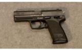 Heckler & Koch USP .40 S&W - 2 of 3