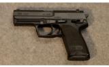 Heckler & Koch USP .40 S&W - 2 of 3