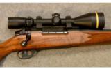 Weatherby Mark V Deluxe .340 WBY MAG W/Leupold - 2 of 9