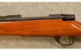 Weatherby Vanguard Sporter .300 Wby Mag - 5 of 9