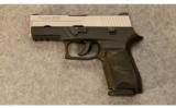 Sig Sauer P250 Compact.40 S&W - 2 of 2