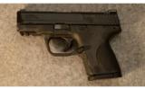 Smith & Wesson M&P40C Compact with Laserguard - 2 of 3