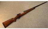 Winchester Model 70 Super Grade
7mm Rem. Mag. - 1 of 9