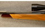 Weatherby Mark V Deluxe
.240 Wby. Mag. - 6 of 9