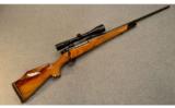 Weatherby Mark V Deluxe
.240 Wby. Mag. - 1 of 9