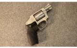 Smith & Wesson Model 642 CT Airweight.38 Spl. - 1 of 2