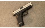 Springfield XD-40 Two-Tone
.40 S&W - 1 of 2
