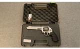 Smith & Wesson Performance Center 929
9mm - 3 of 3