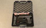 Walther PPQ M2
.40 S&W - 3 of 3