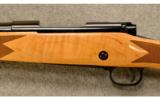 Winchester Model 70 Super Grade Maple.243 Win - 5 of 9
