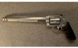 Smith & Wesson Performance Center Model 460 XVR - 2 of 2