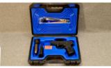 FNH USA
FNS-40C Compact
.40 S&W - 3 of 3
