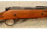 Remington 700 CDL Left Hand
.300 RUM - 5 of 9