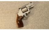 Smith & Wesson Performance Center Model 686
.357 Mag. - 1 of 3
