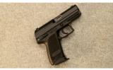 Heckler & Koch USP Compact .40 S&W - 1 of 3