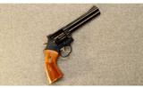 Smith & Wesson Model 586-8
.357 Mag - 1 of 3