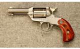 Ruger New Bearcat Stainless
.22 LR - 2 of 2
