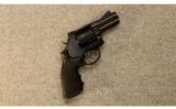 Smith & Wesson Performance Center Model 586 L-Comp
.357 - 1 of 2