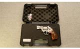 Smith & Wesson Performance Center Model 686
.357 Magnum - 3 of 3