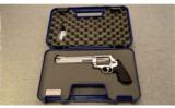Smith & Wesson Model 460 XVR
.460 S&W - 3 of 3