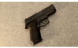 Sig Sauer P220 Carry .45 ACP - 1 of 3