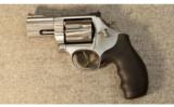Smith & Wesson Model 686 Plus
.357 Mag. - 2 of 3