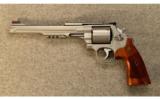 Smith & Wesson Performance Center ~ Model 629-8 ~ .44 Mag. - 2 of 2