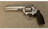 Smith & Wesson Model 686-6 Plus
.357 Mag. - 2 of 3