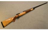 Winchester ~ Model 70 Super Grade
~ .300 Win. Mag. ~ Maple Stock - 1 of 9