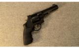 Smith & Wesson Performance Center ~ Model 327 TRR8 ~ .357 Mag. - 1 of 3